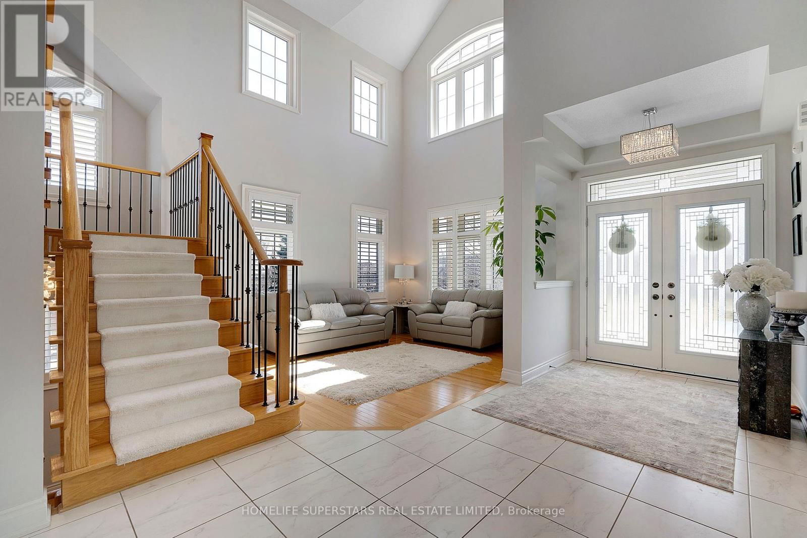 44 ORCHARD DRIVE Image 23
