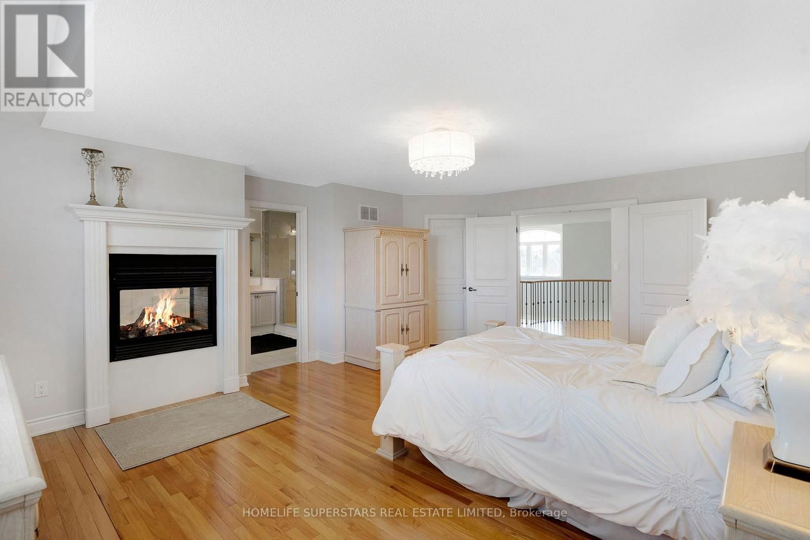 44 ORCHARD DRIVE Image 26