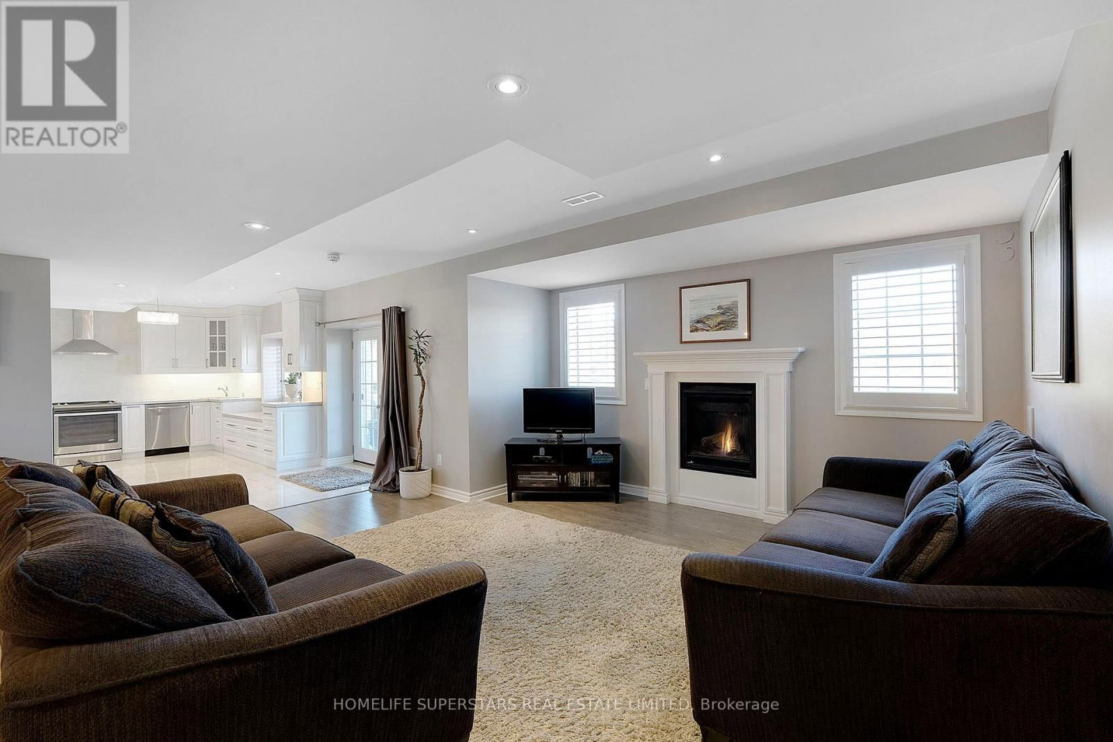 44 ORCHARD DRIVE Image 34