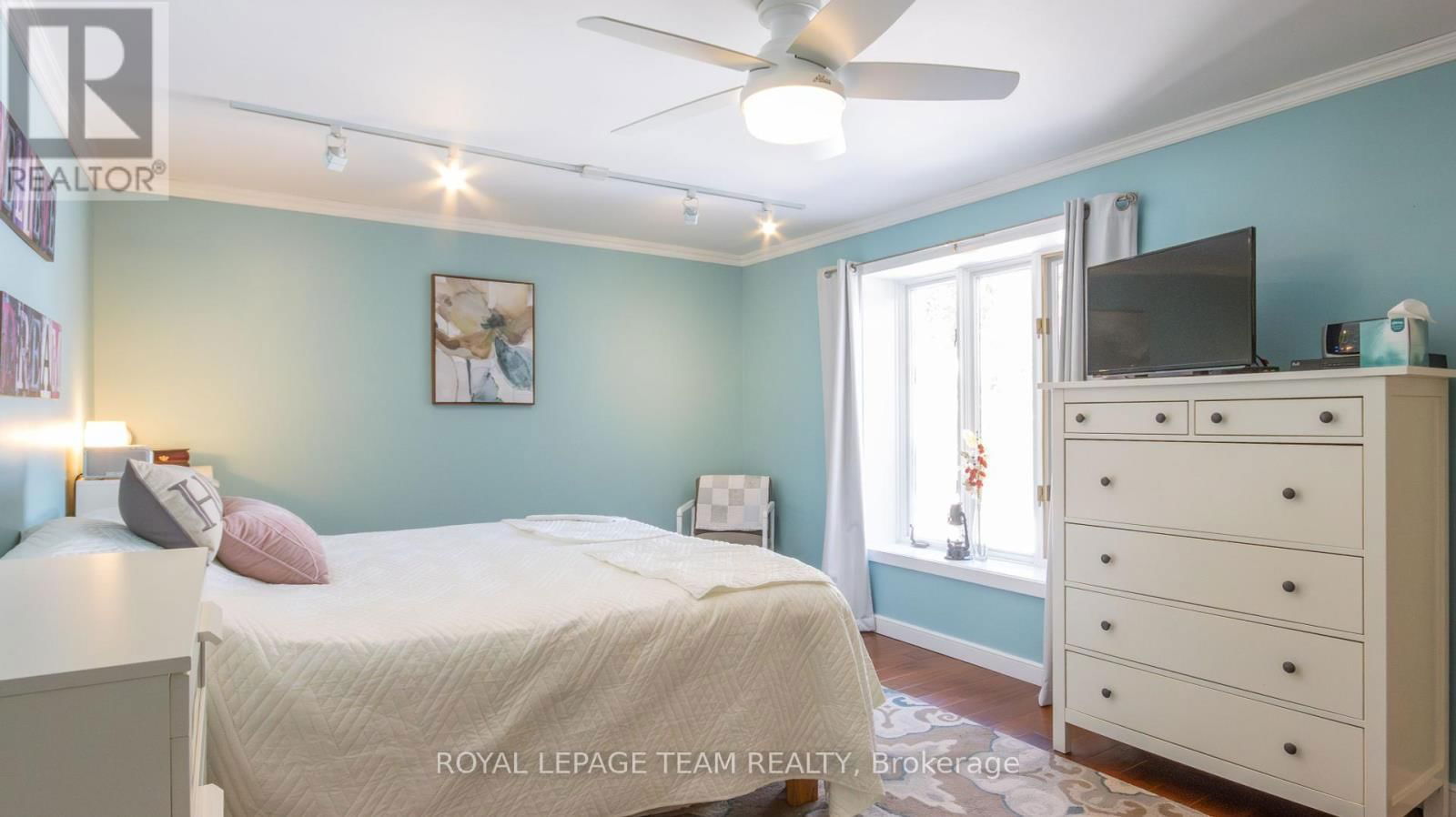 31 GLOFCHESKI LANE Image 16