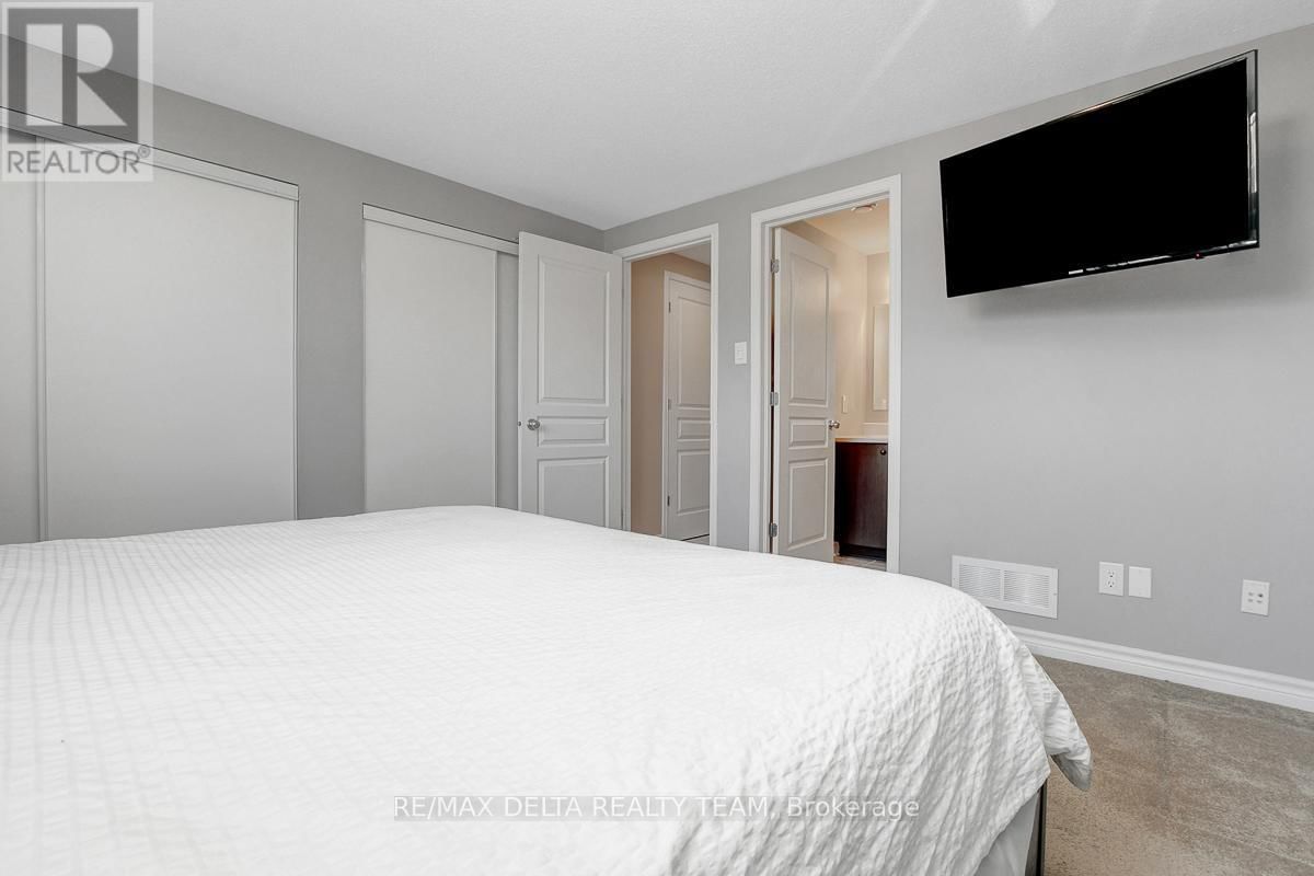 1 - 436 LEBOUTILLIER AVENUE Image 23