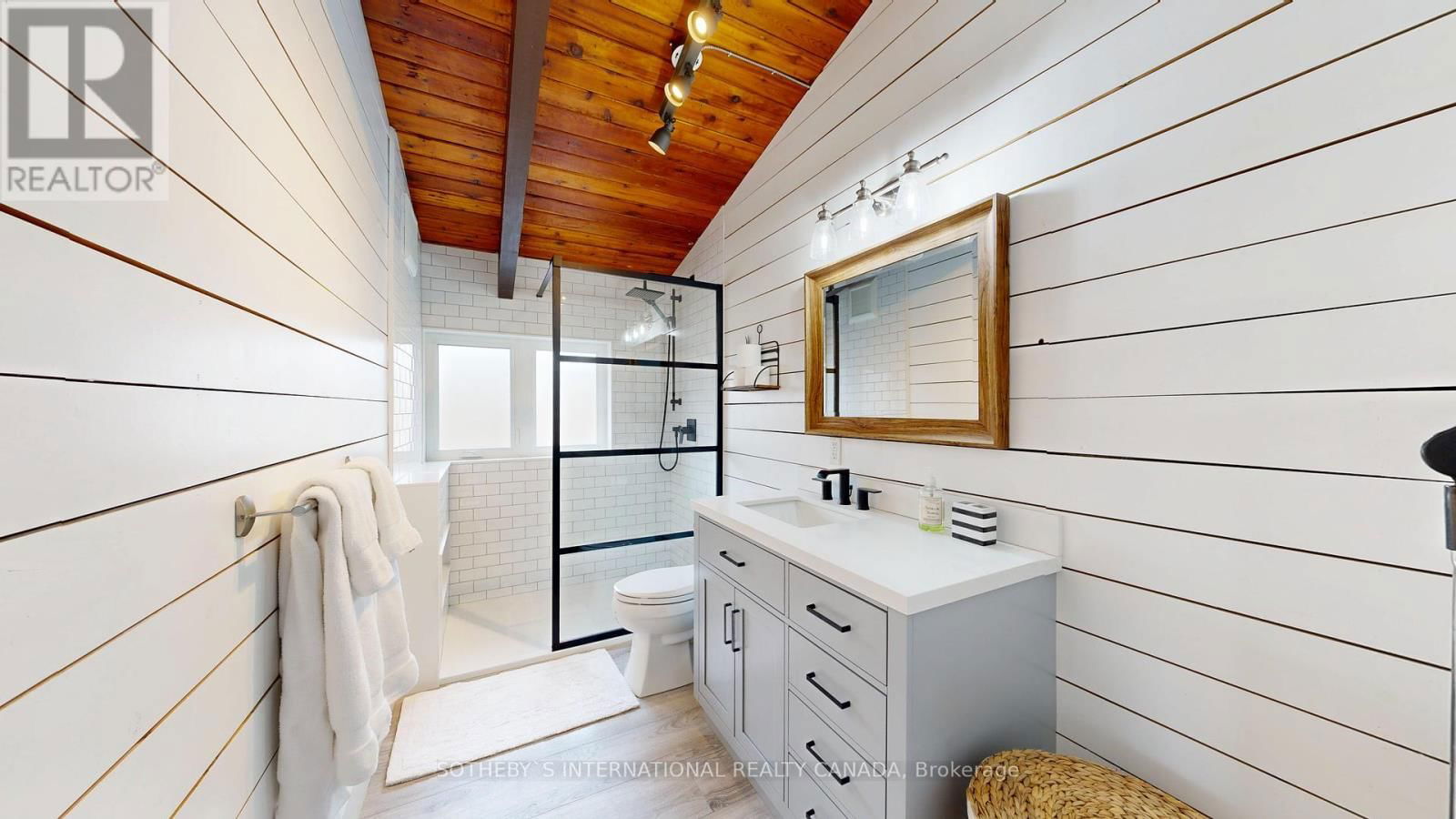 129 JAMES STREET Image 23