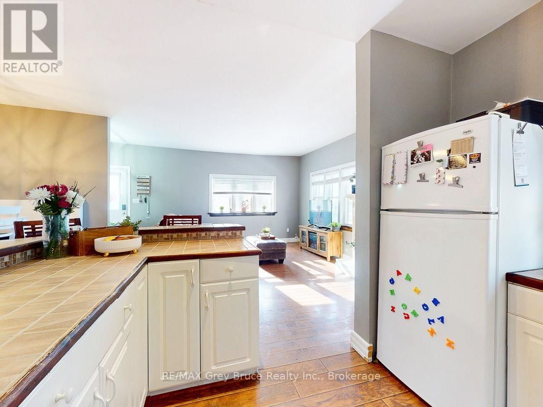 523 TYSON STREET Image 16