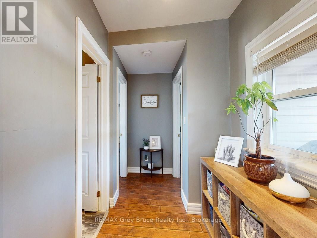 523 TYSON STREET Image 18