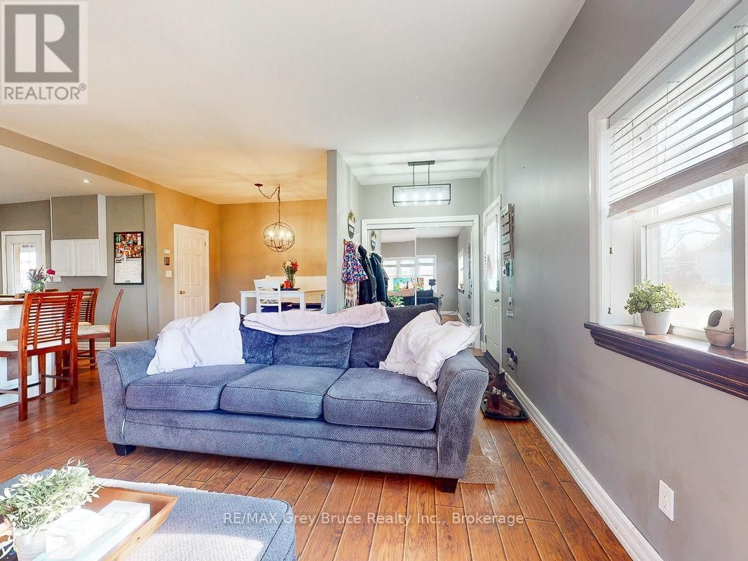 523 TYSON STREET Image 7