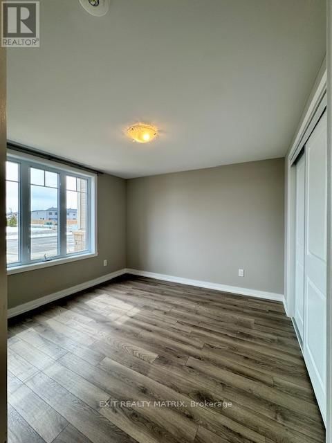 205 - 83 ST MORITZ TERRACE Image 11