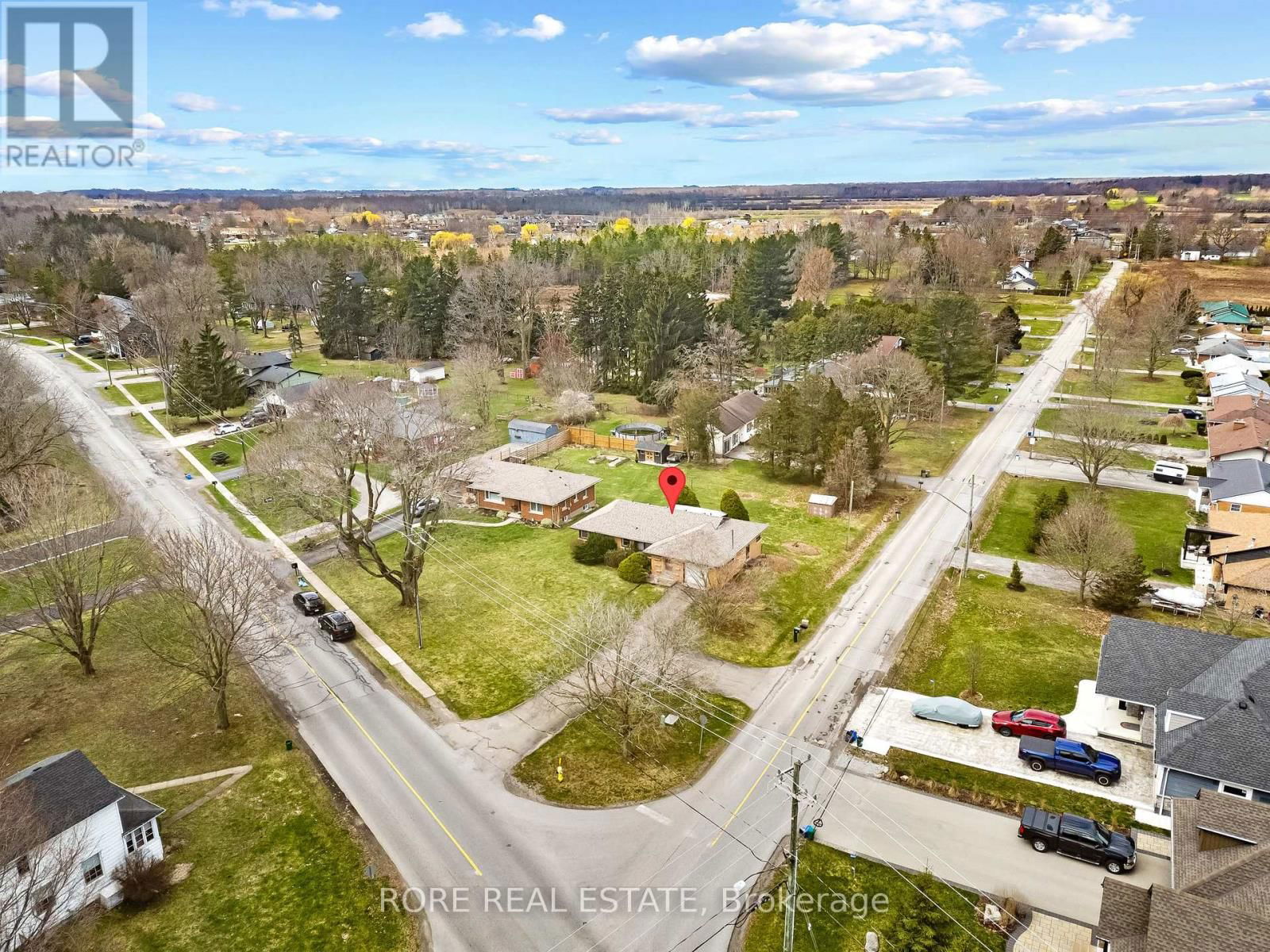 707 RIDGE ROAD NORTH Image 33