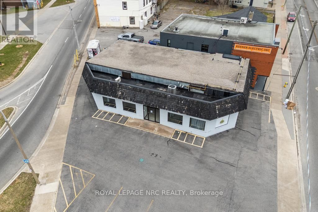 11 QUEENSTON STREET Image 3