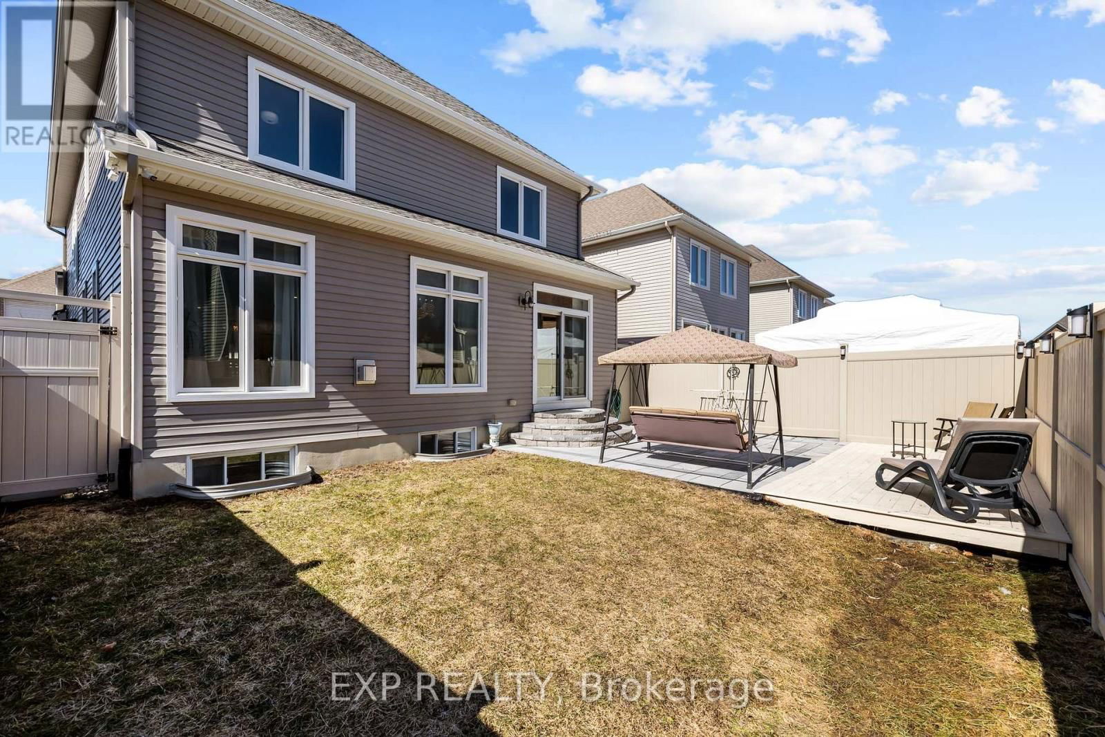 531 VIVERA PLACE Image 39