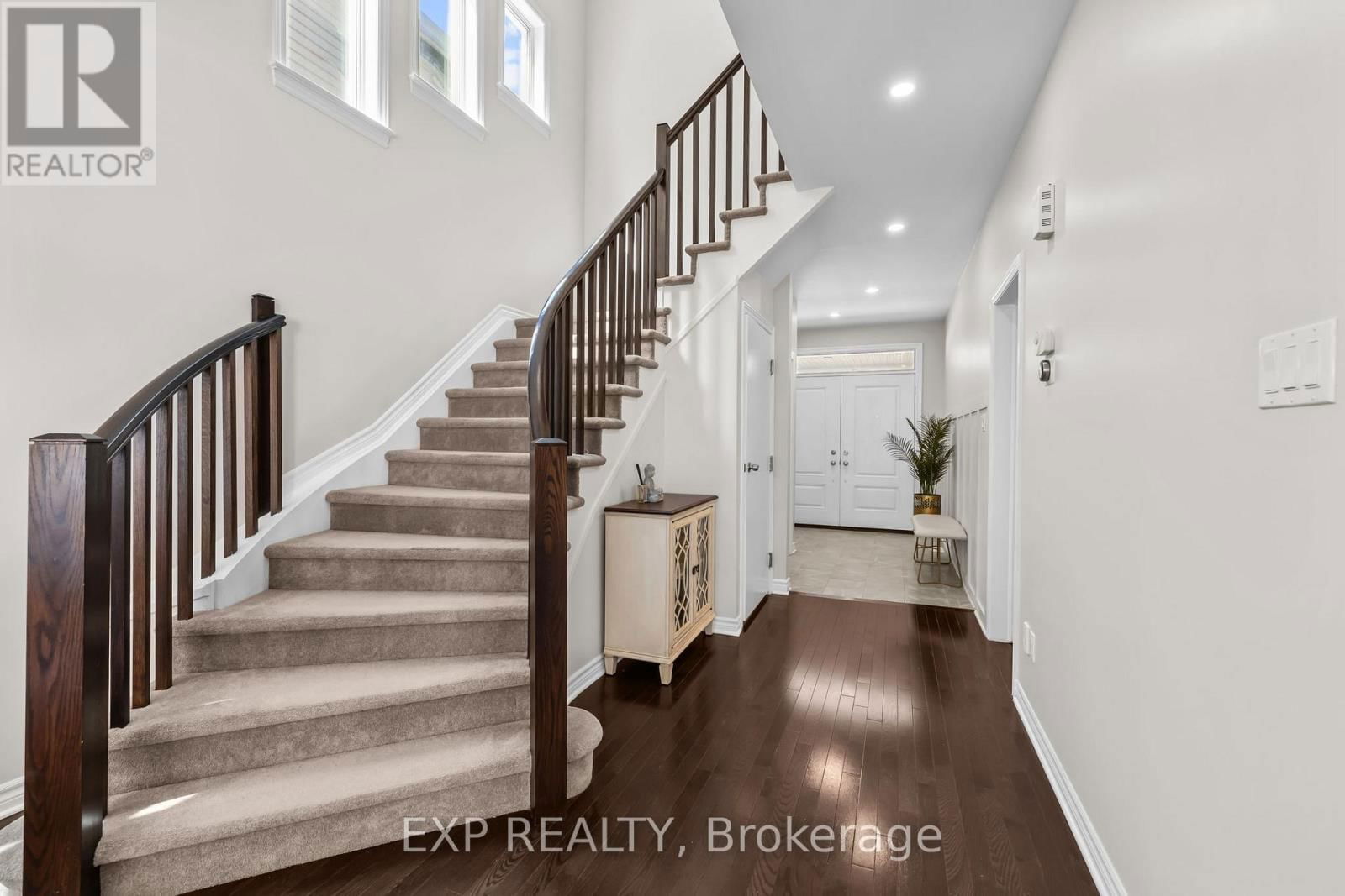 531 VIVERA PLACE Image 4