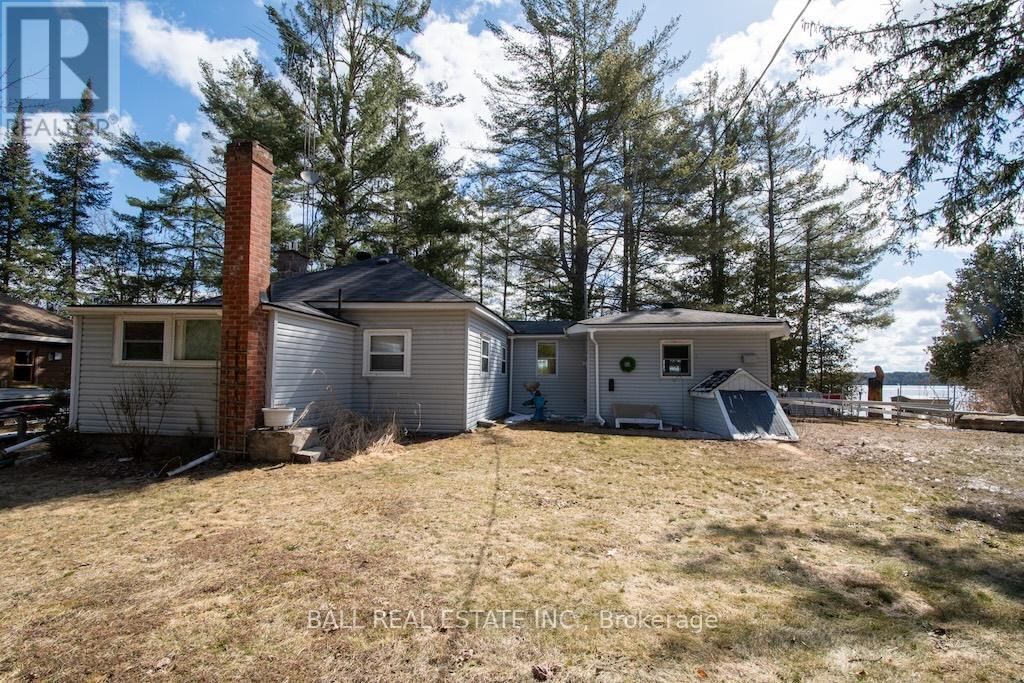 2077 WHITE LAKE ROAD WEST Image 10