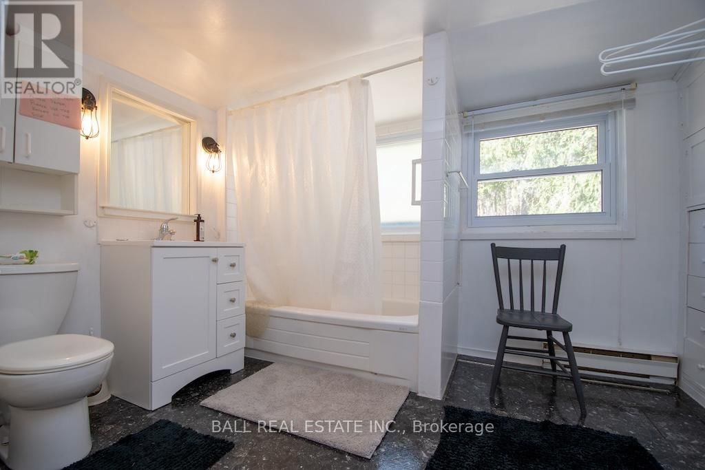 2077 WHITE LAKE ROAD WEST Image 30