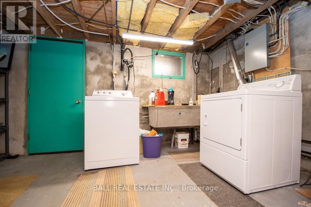 2077 WHITE LAKE ROAD WEST Image 33