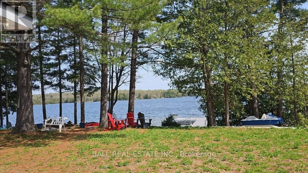 2077 WHITE LAKE ROAD WEST Image 40