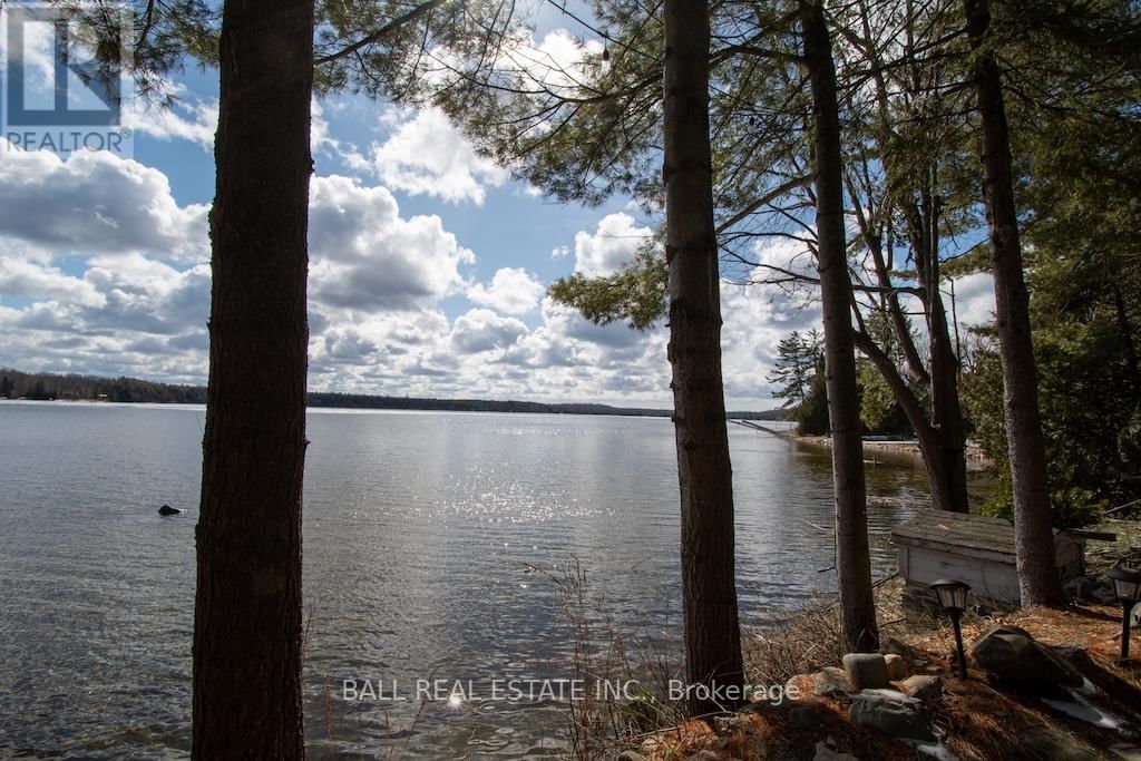2077 WHITE LAKE ROAD WEST Image 7