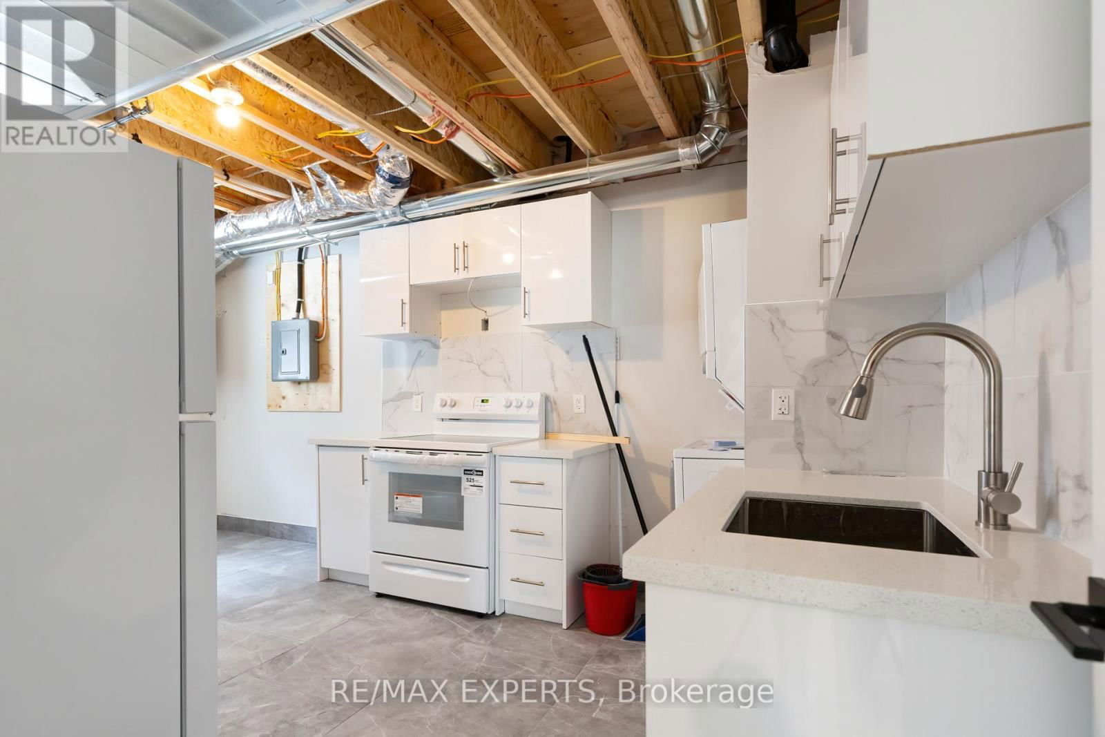 226 LAROCQUE ROAD Image 25
