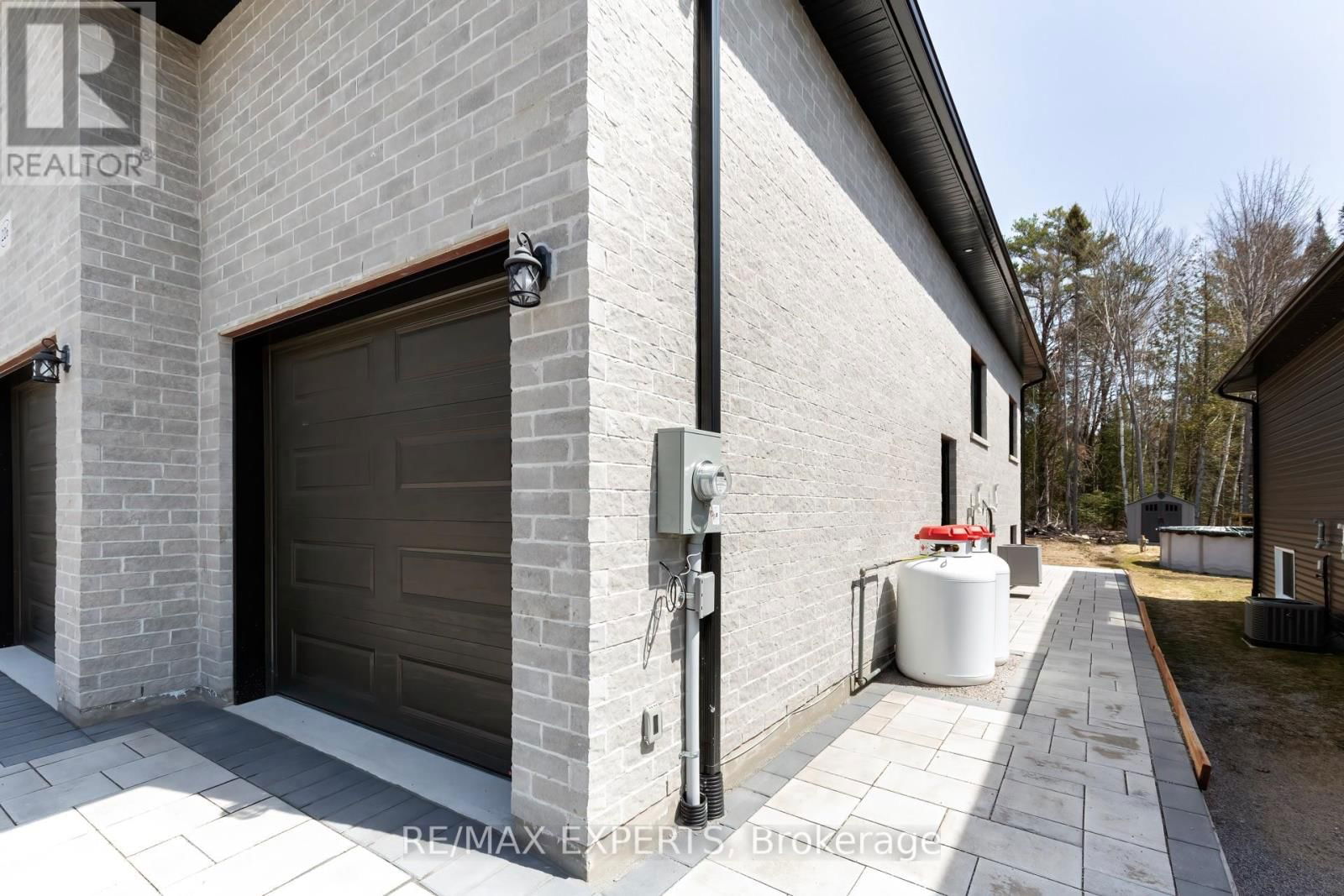 226 LAROCQUE ROAD Image 32