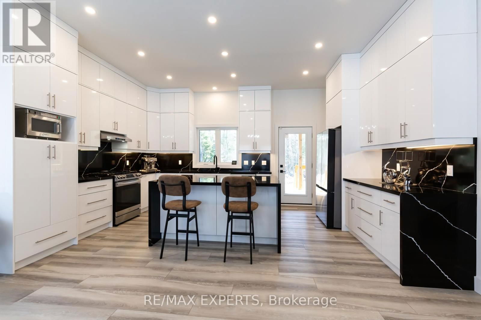 226 LAROCQUE ROAD Image 4