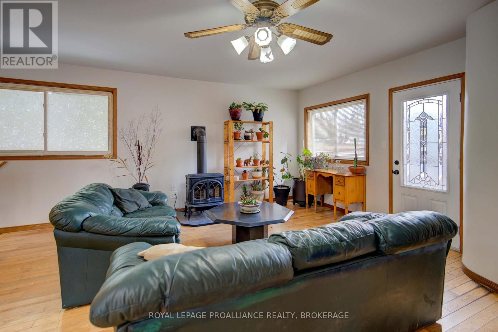 46 BEDFORD STREET Image 12