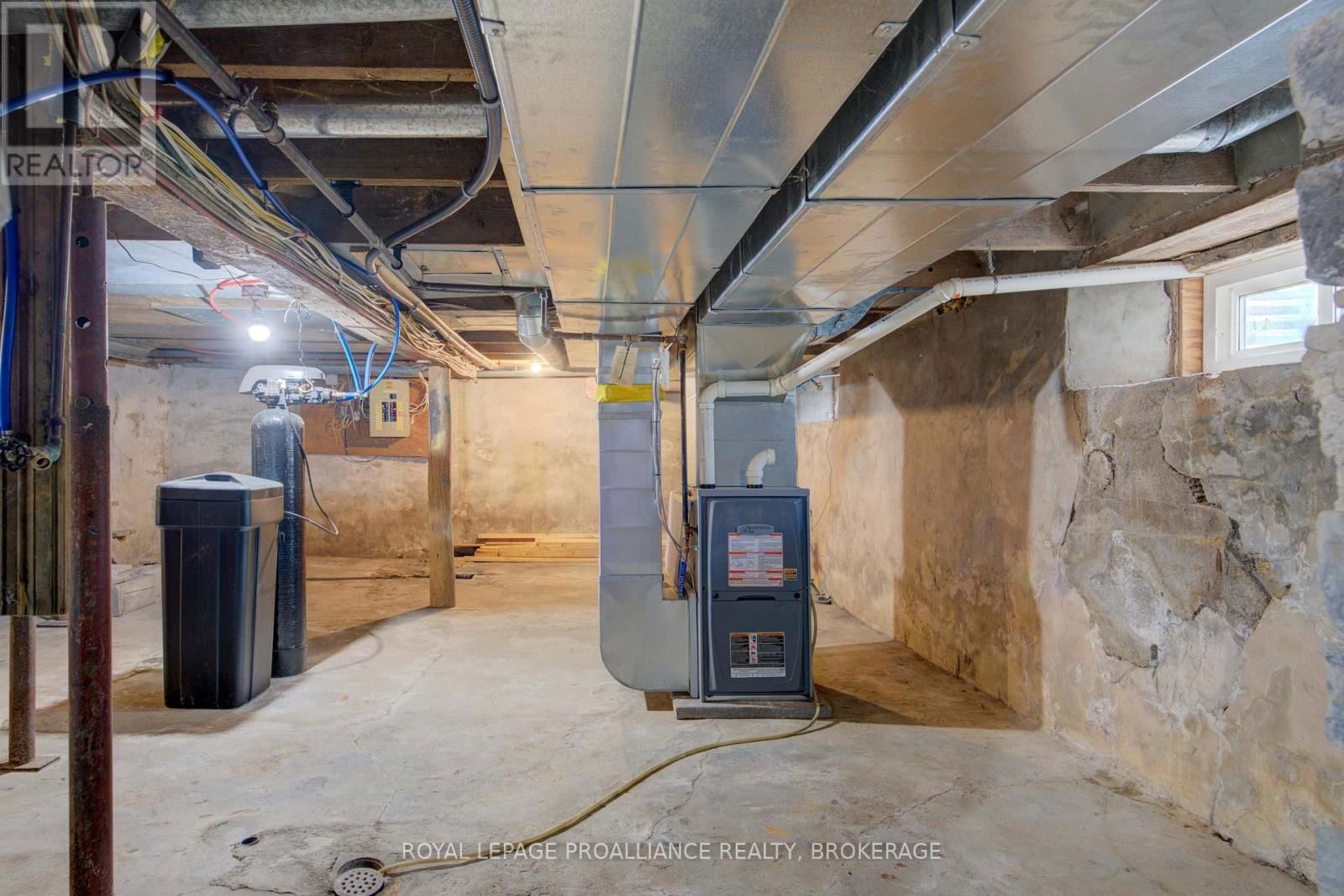 46 BEDFORD STREET Image 32