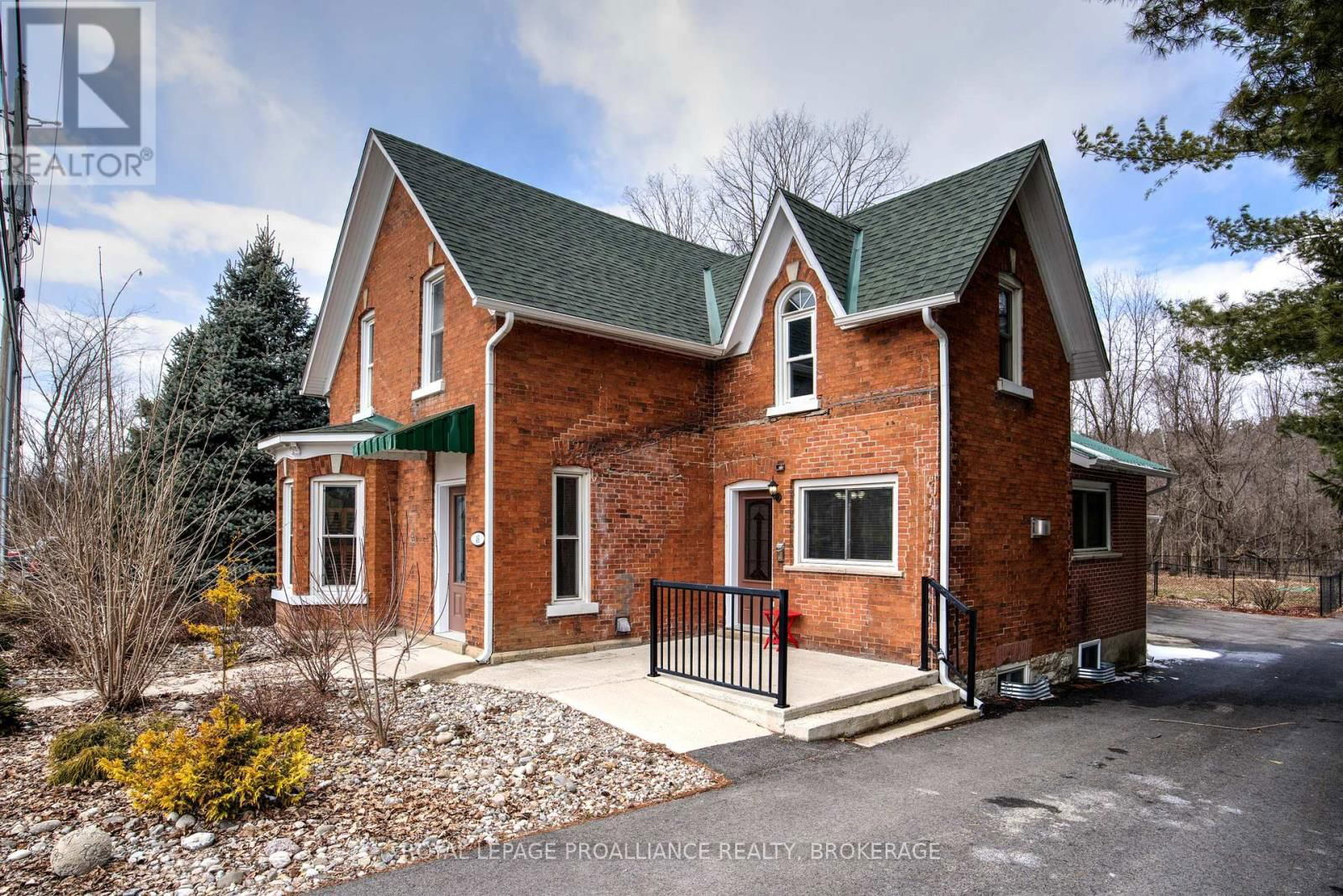 46 BEDFORD STREET Image 43
