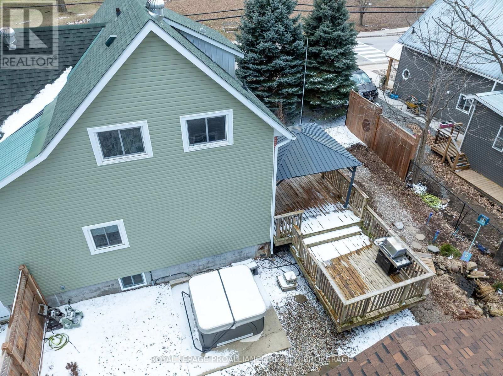 46 BEDFORD STREET Image 46