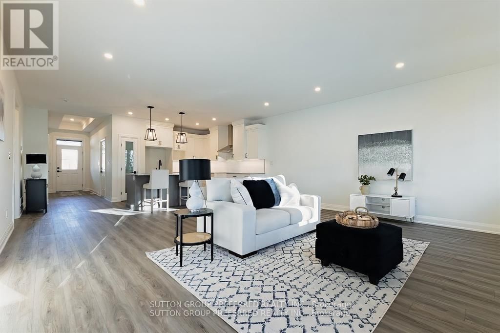 7 - 175 GLENGARIFF DRIVE Image 17