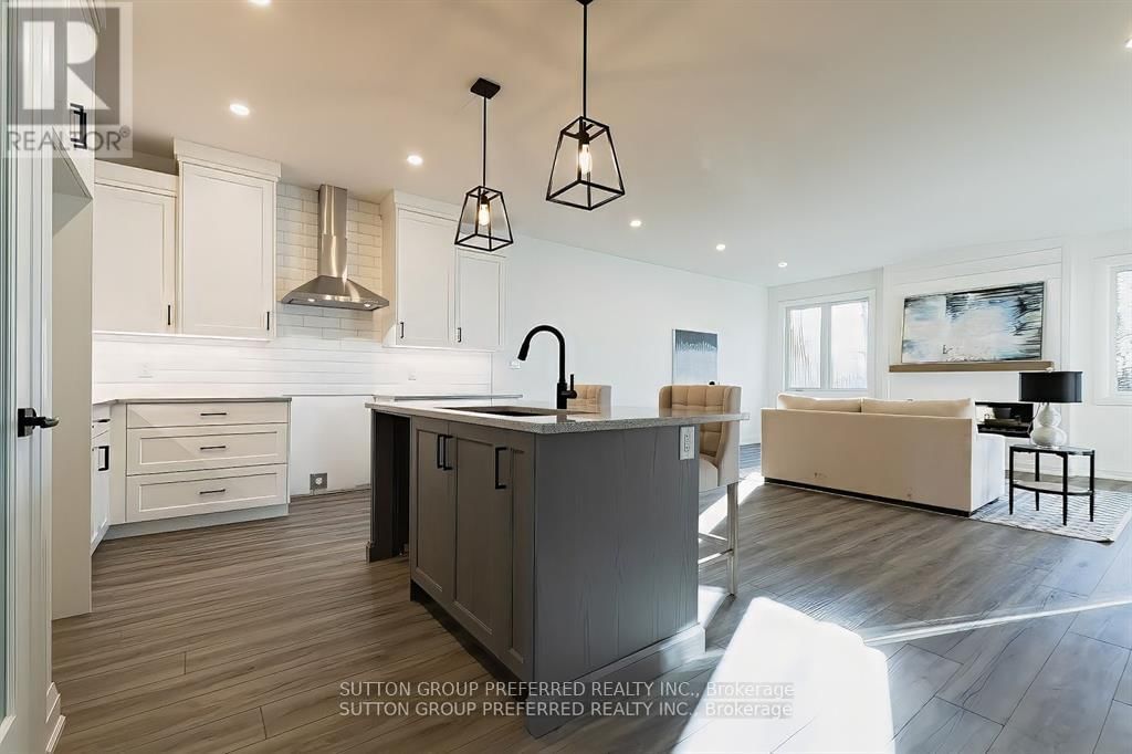 7 - 175 GLENGARIFF DRIVE Image 8