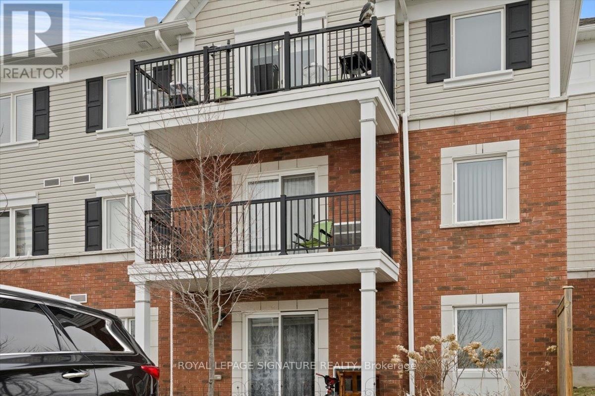 201 - 930 WENTWORTH STREET Image 27