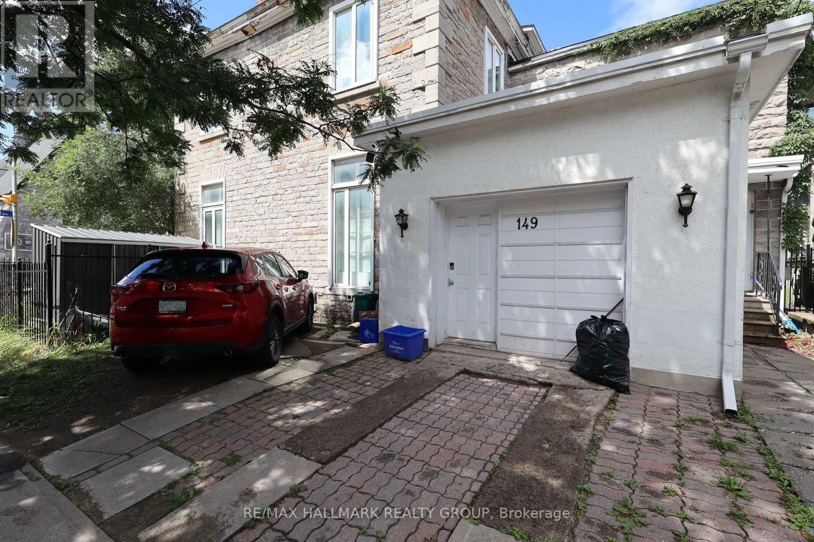 B - 149 DALY AVENUE Image 3