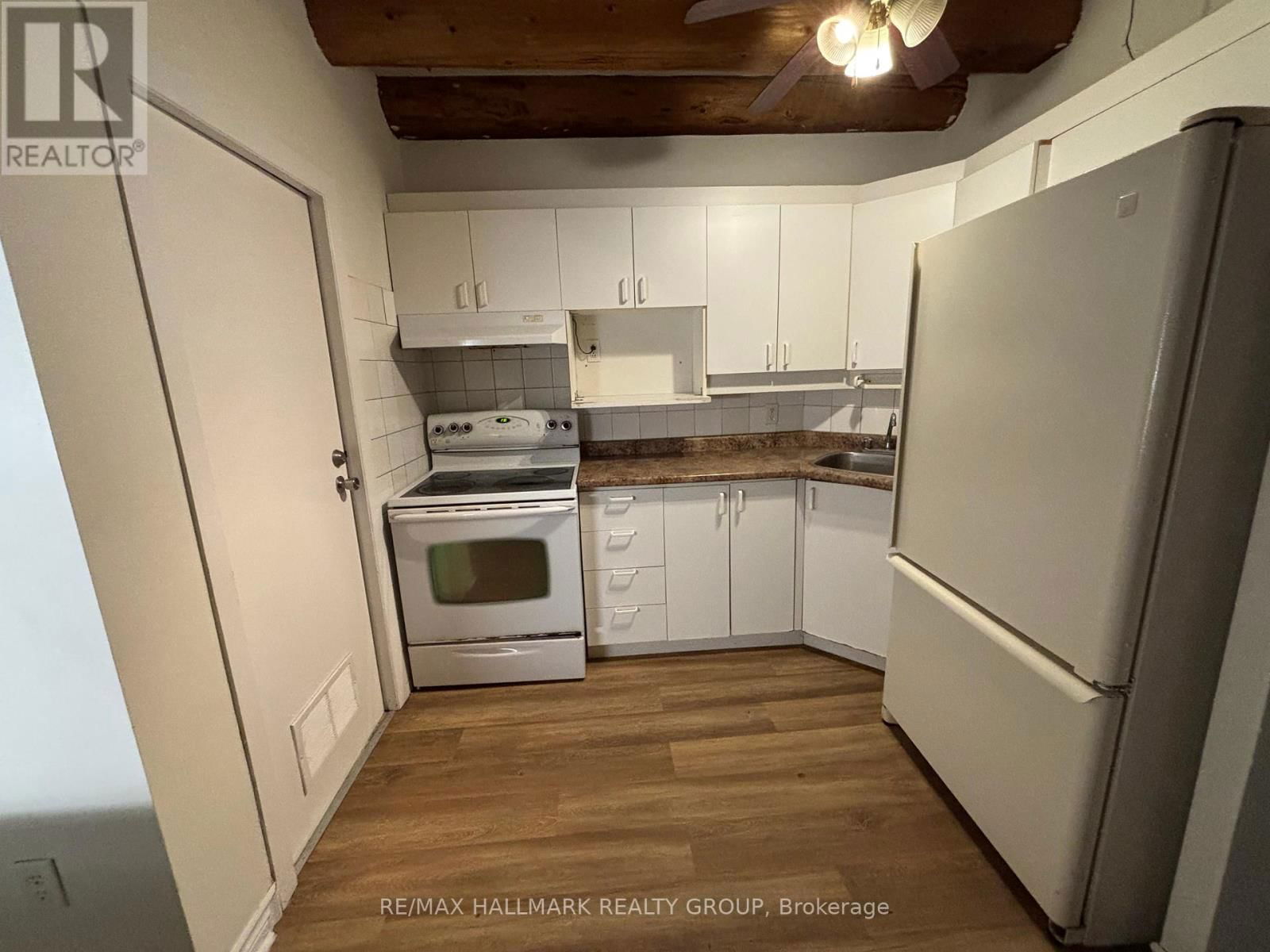 B - 149 DALY AVENUE Image 6