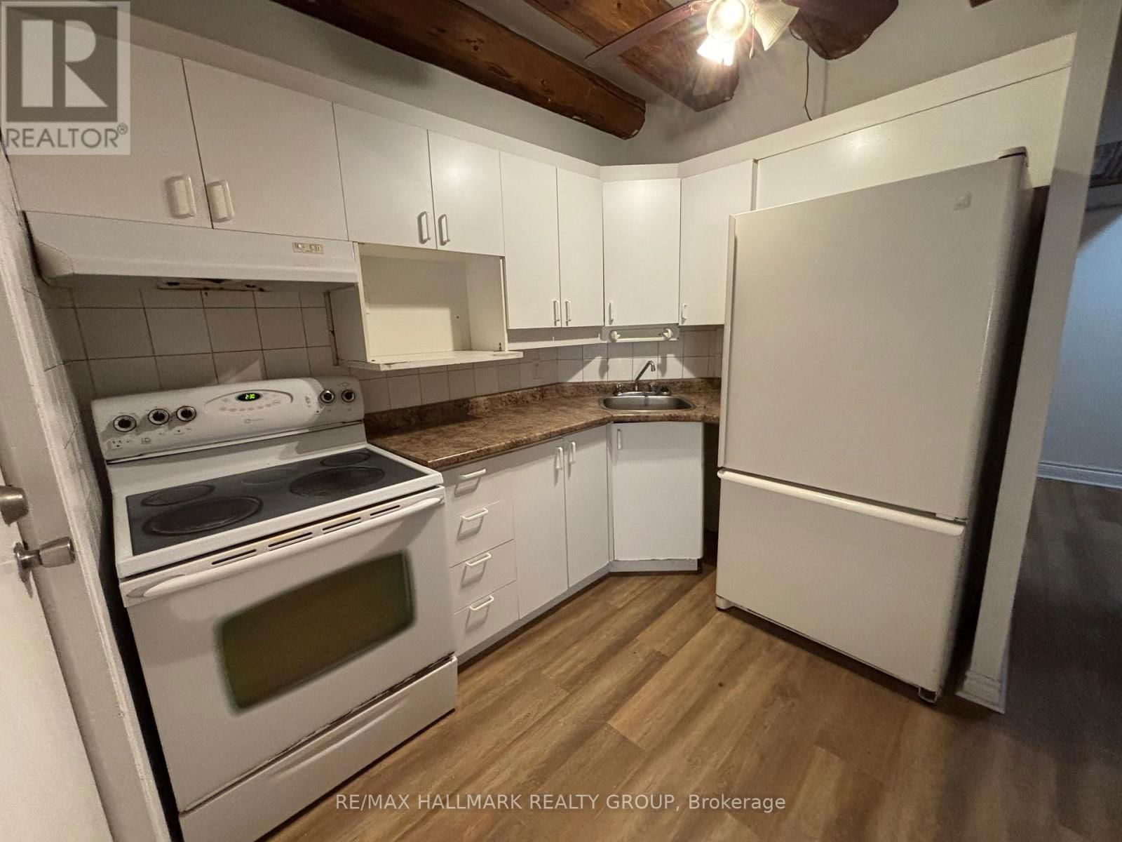 B - 149 DALY AVENUE Image 7