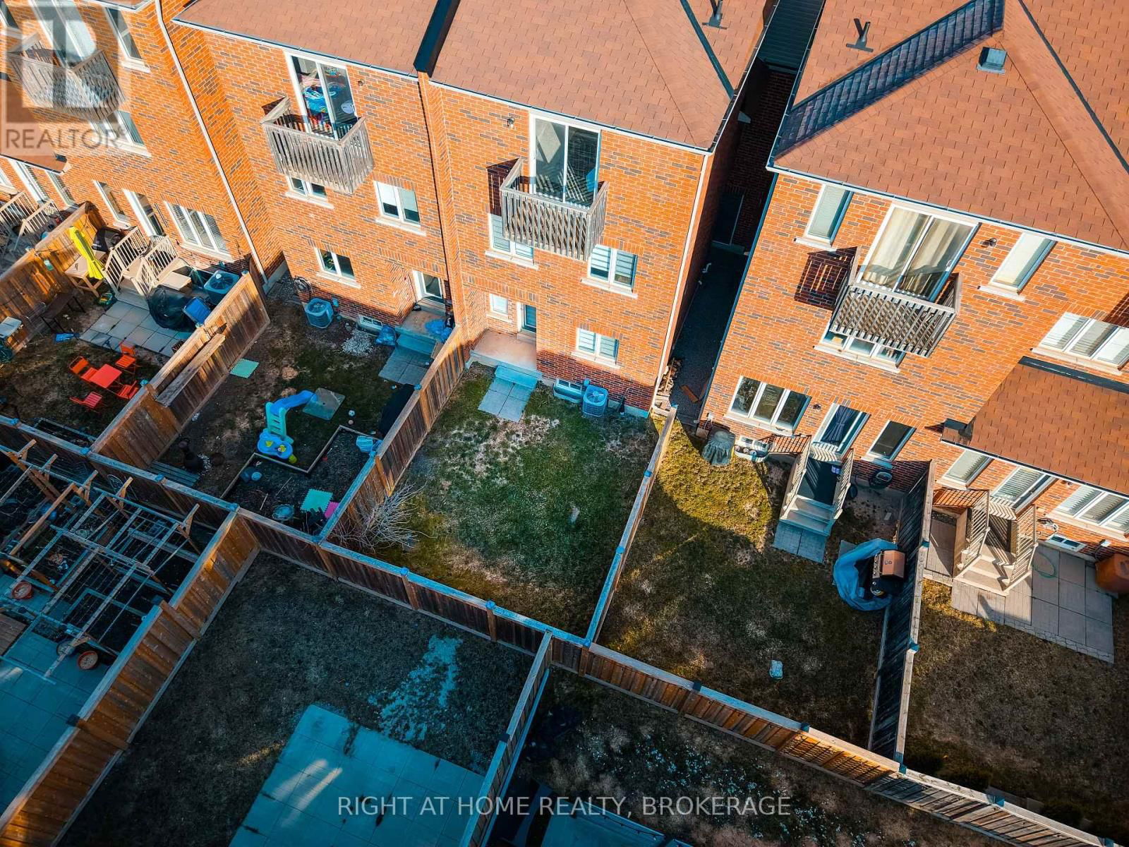 50 HUMPHREY STREET Image 39