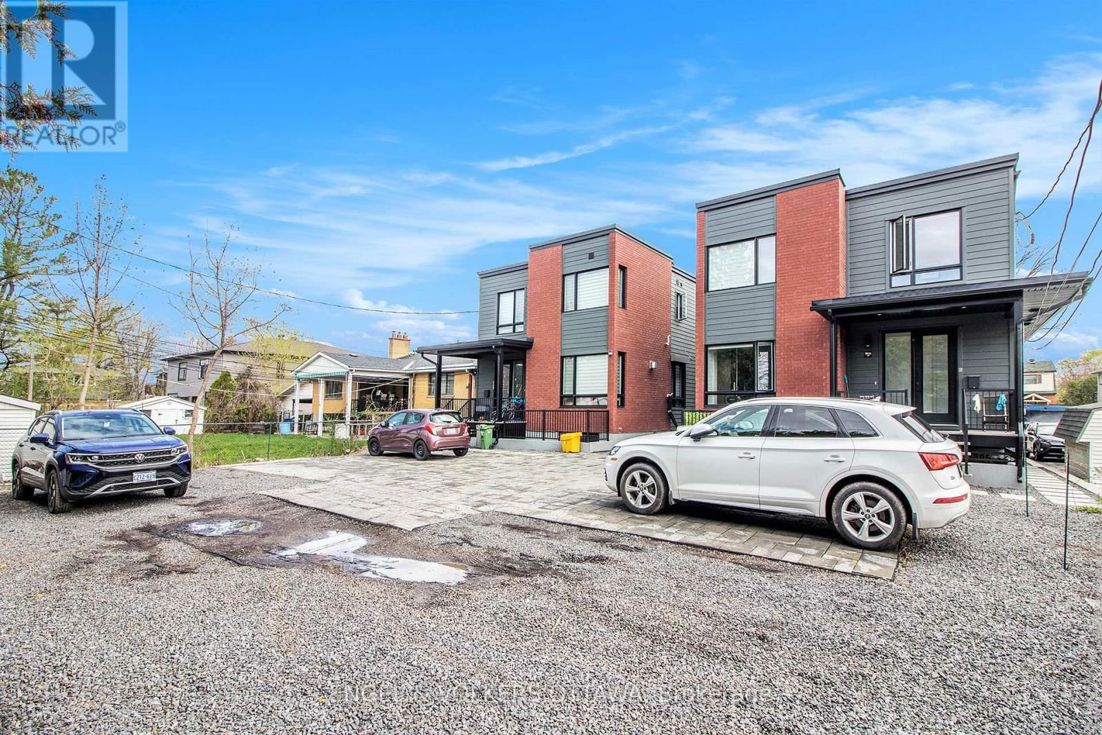 A - 866 WOODROFFE AVENUE Image 4