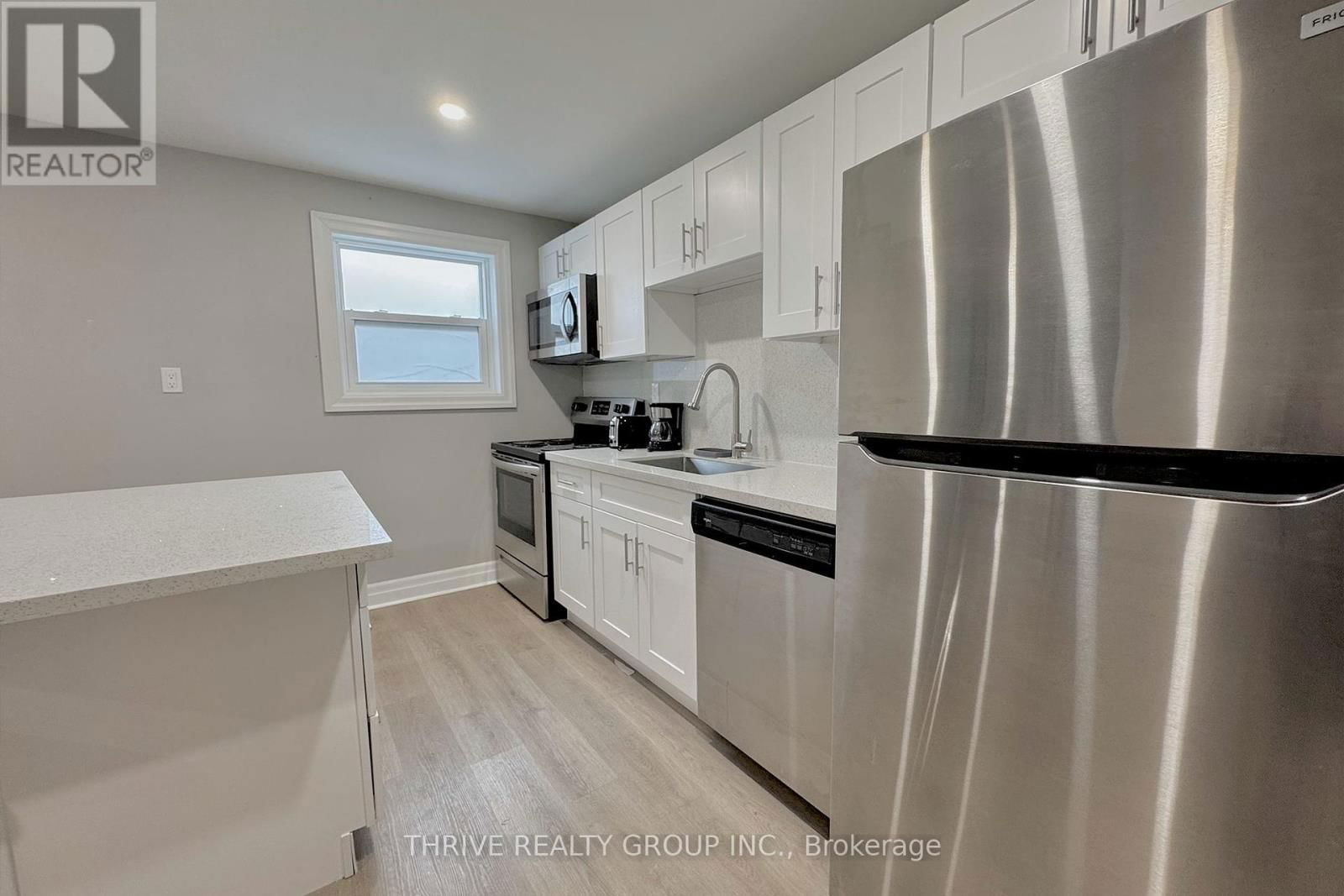 2 - 100 KING EDWARD AVENUE Image 2