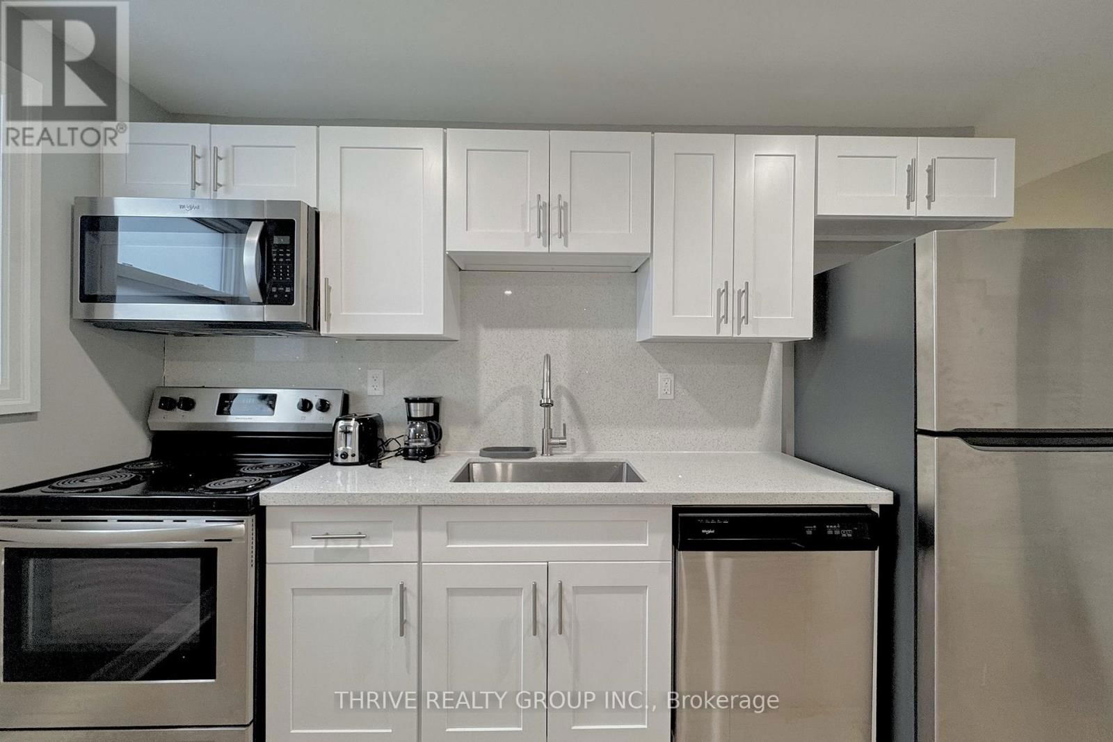 2 - 100 KING EDWARD AVENUE Image 4