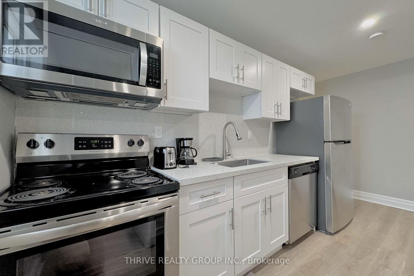 2 - 100 KING EDWARD AVENUE Image 5