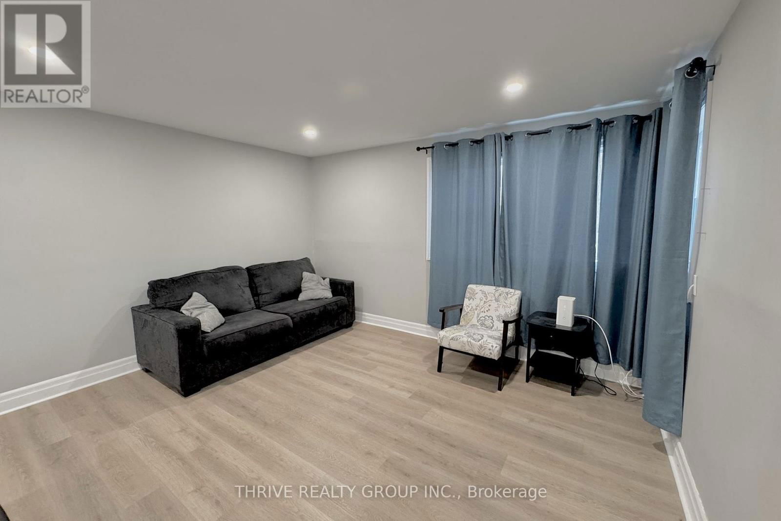 2 - 100 KING EDWARD AVENUE Image 7