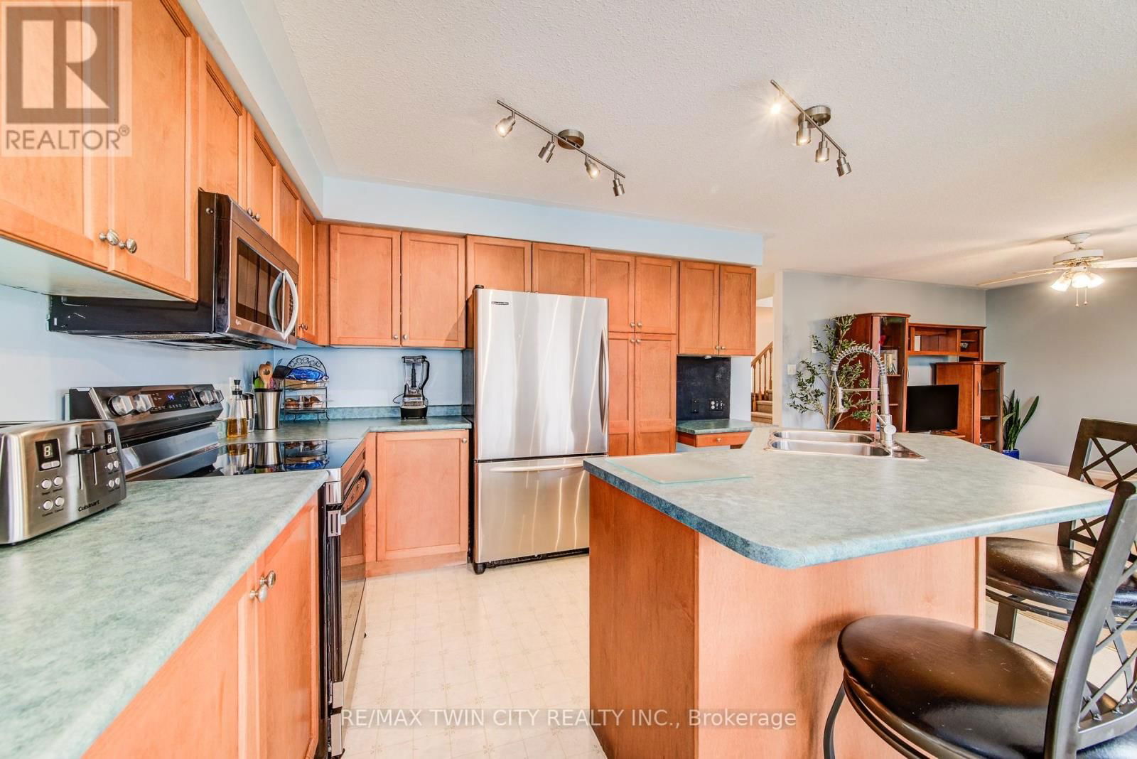 620 YARMOUTH DRIVE Image 12
