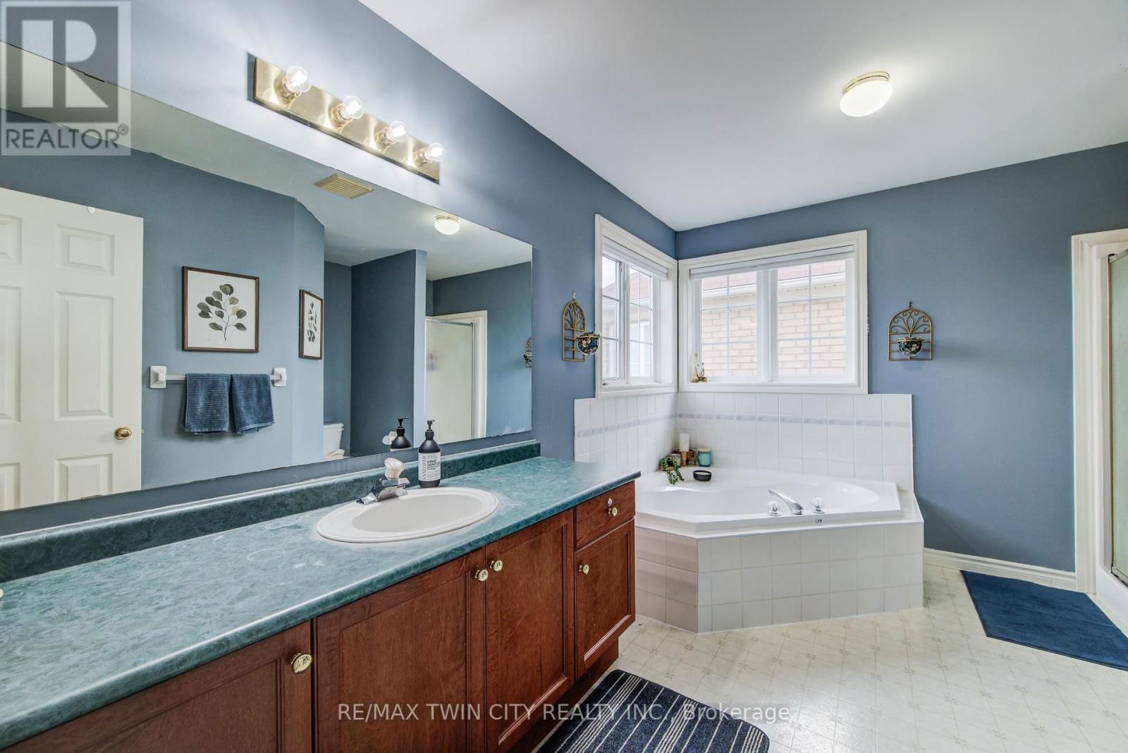 620 YARMOUTH DRIVE Image 20