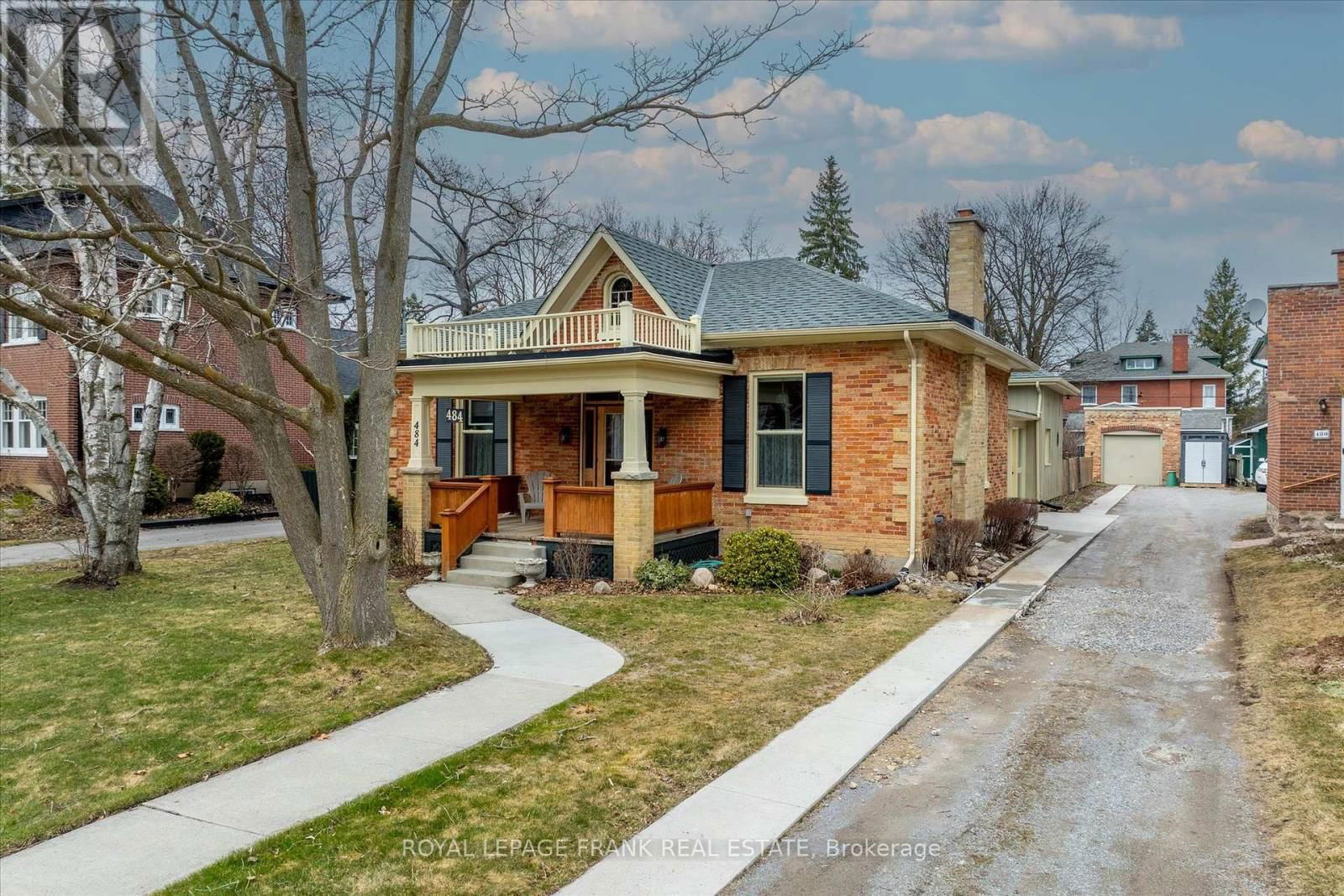 484 GILMOUR STREET Image 2