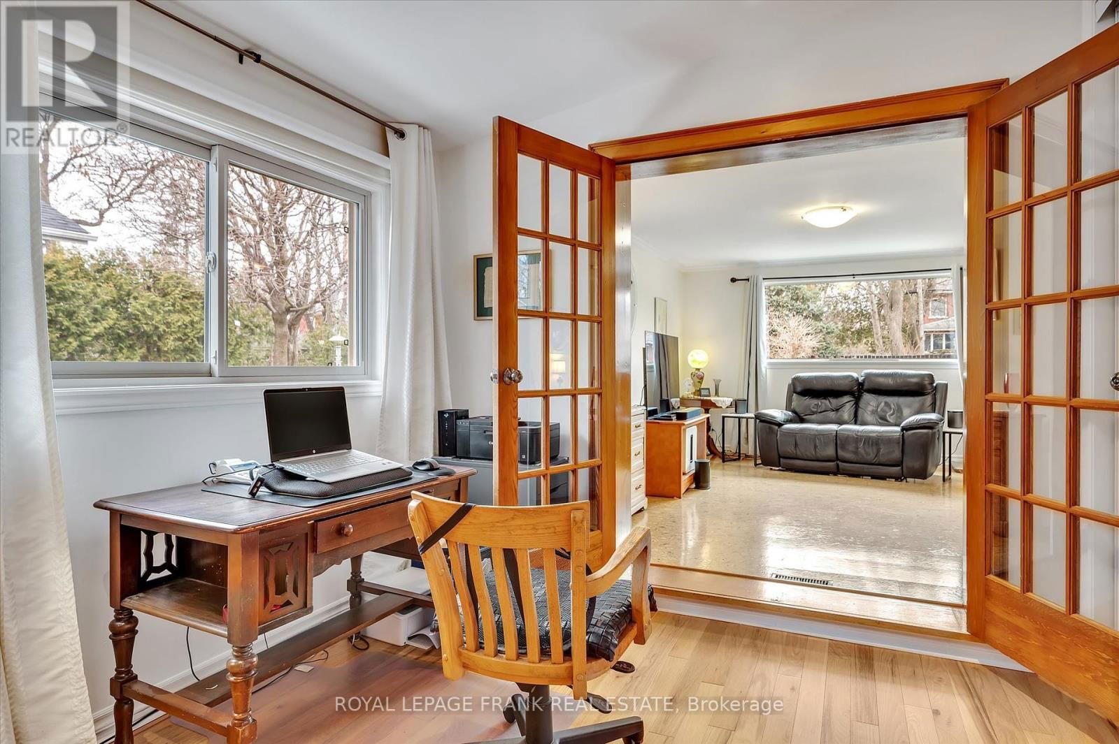 484 GILMOUR STREET Image 20