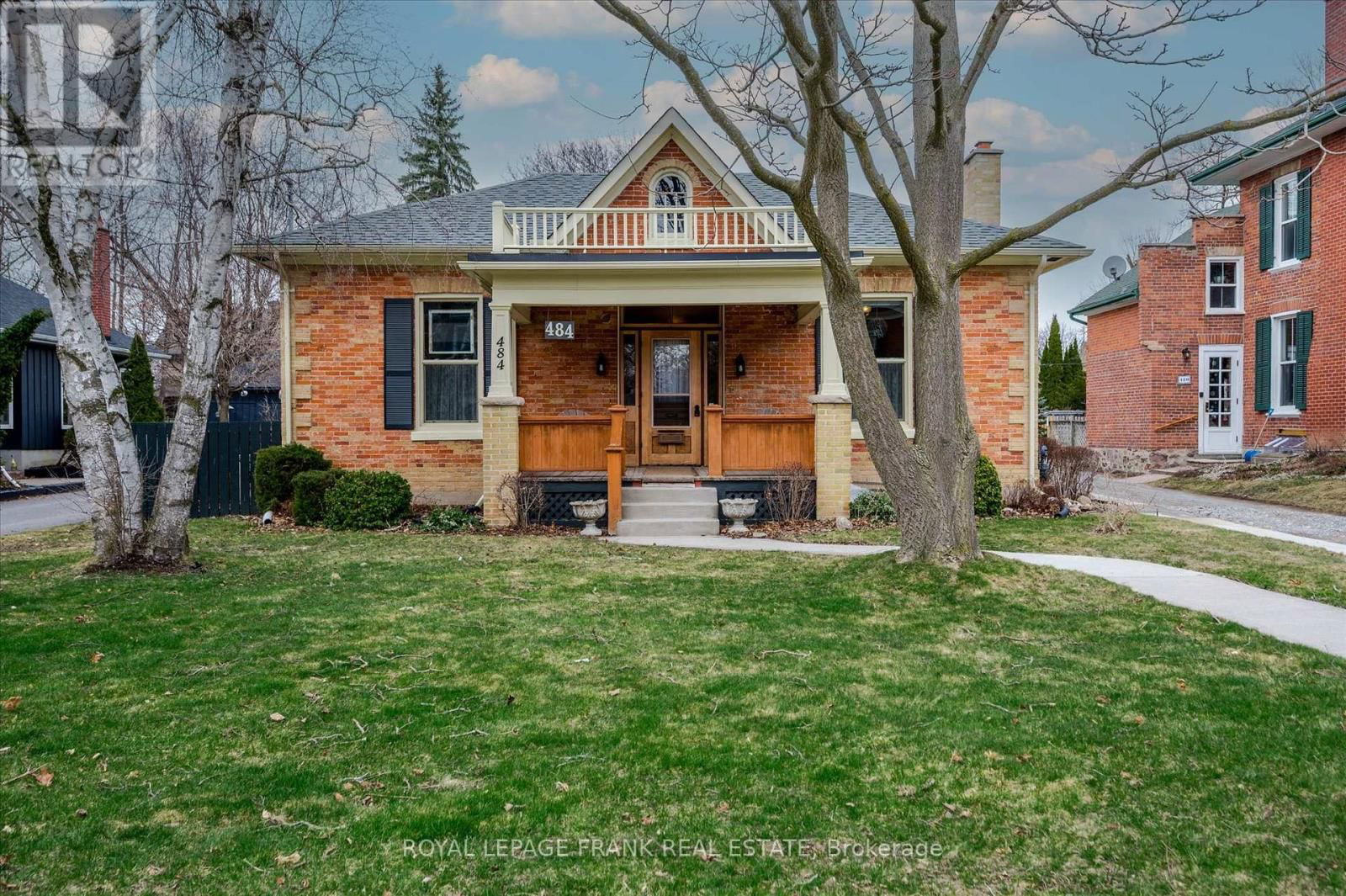 484 GILMOUR STREET Image 3