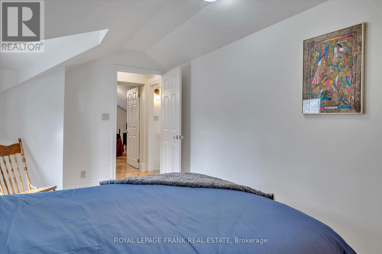 484 GILMOUR STREET Image 33