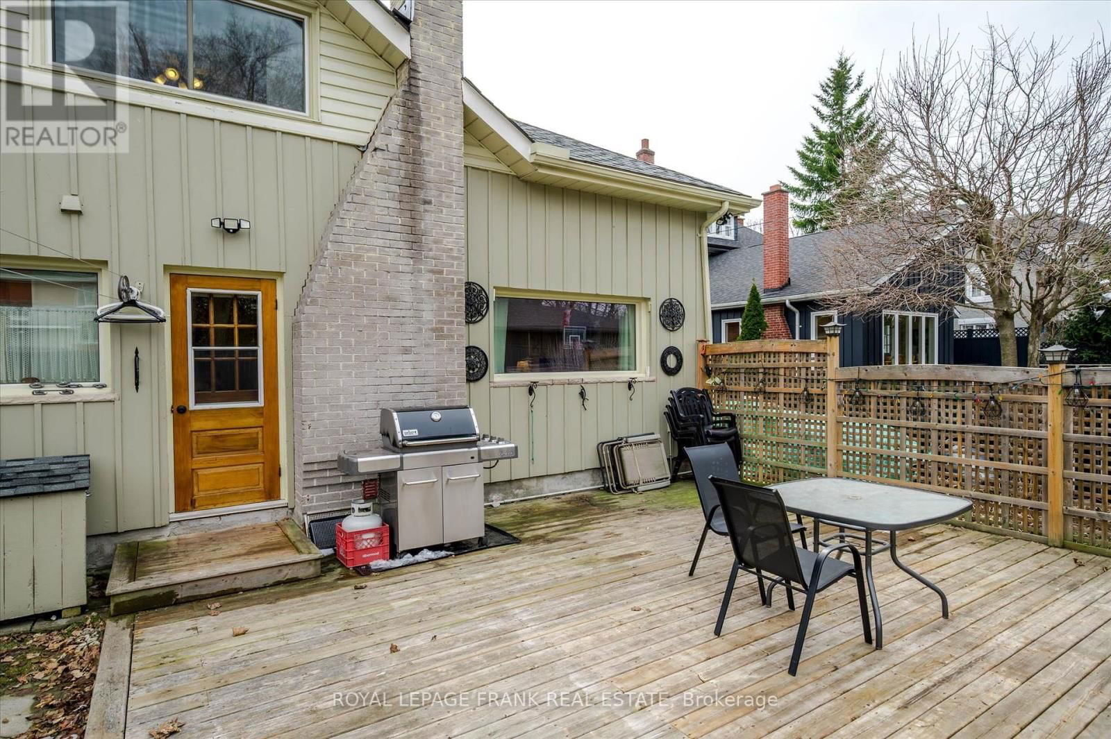 484 GILMOUR STREET Image 34