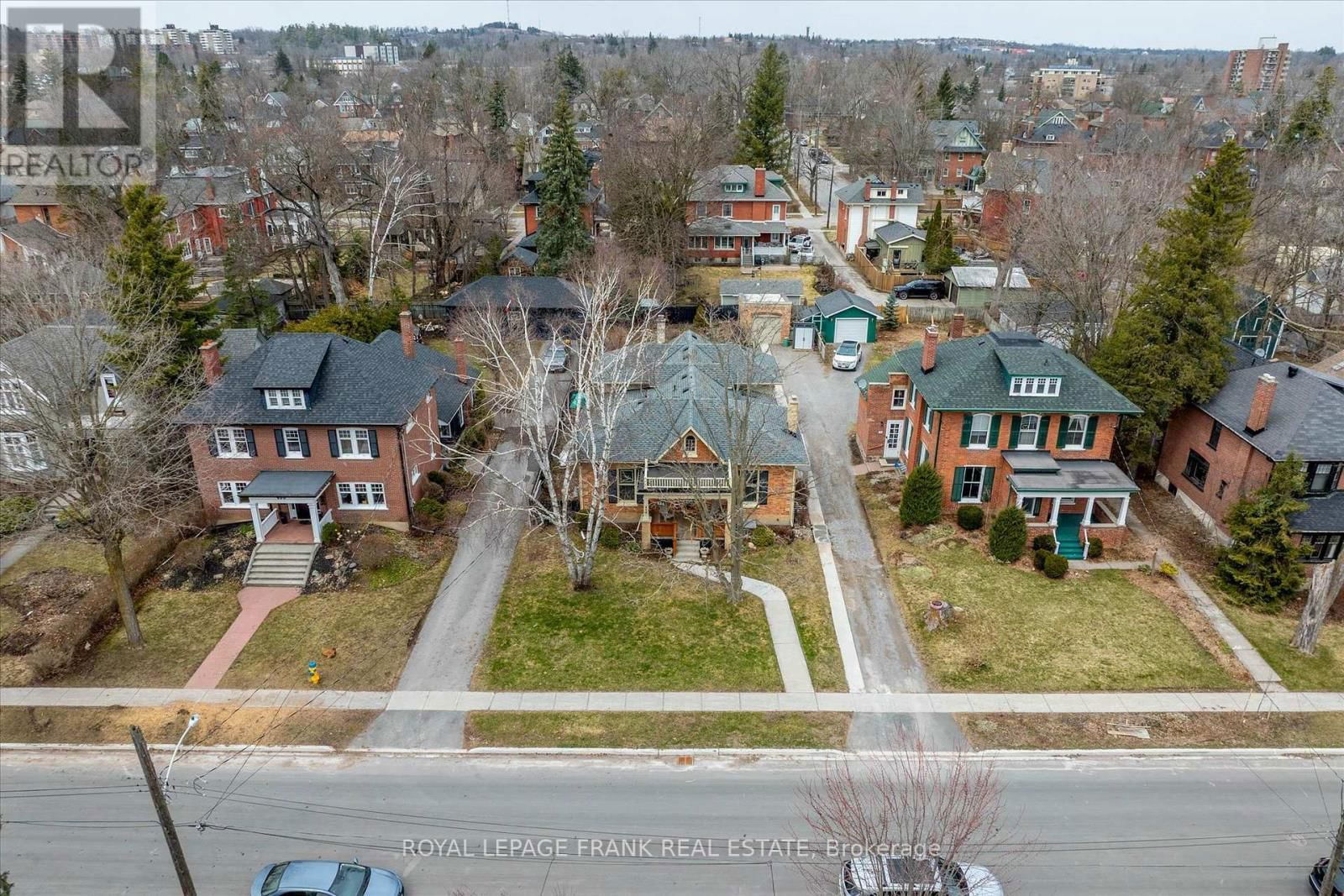 484 GILMOUR STREET Image 43