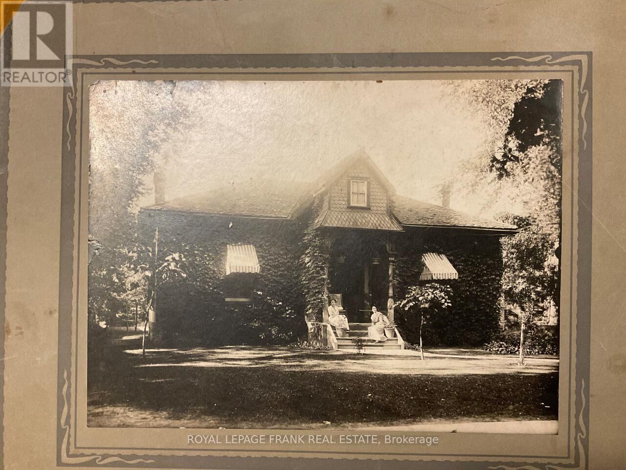 484 GILMOUR STREET Image 44