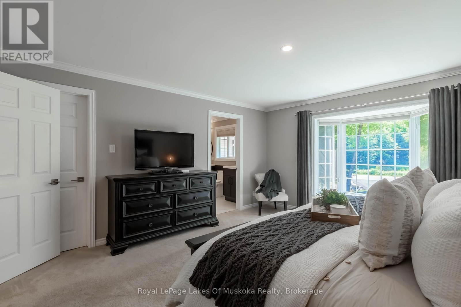 24 BIRCHWOOD DRIVE Image 21