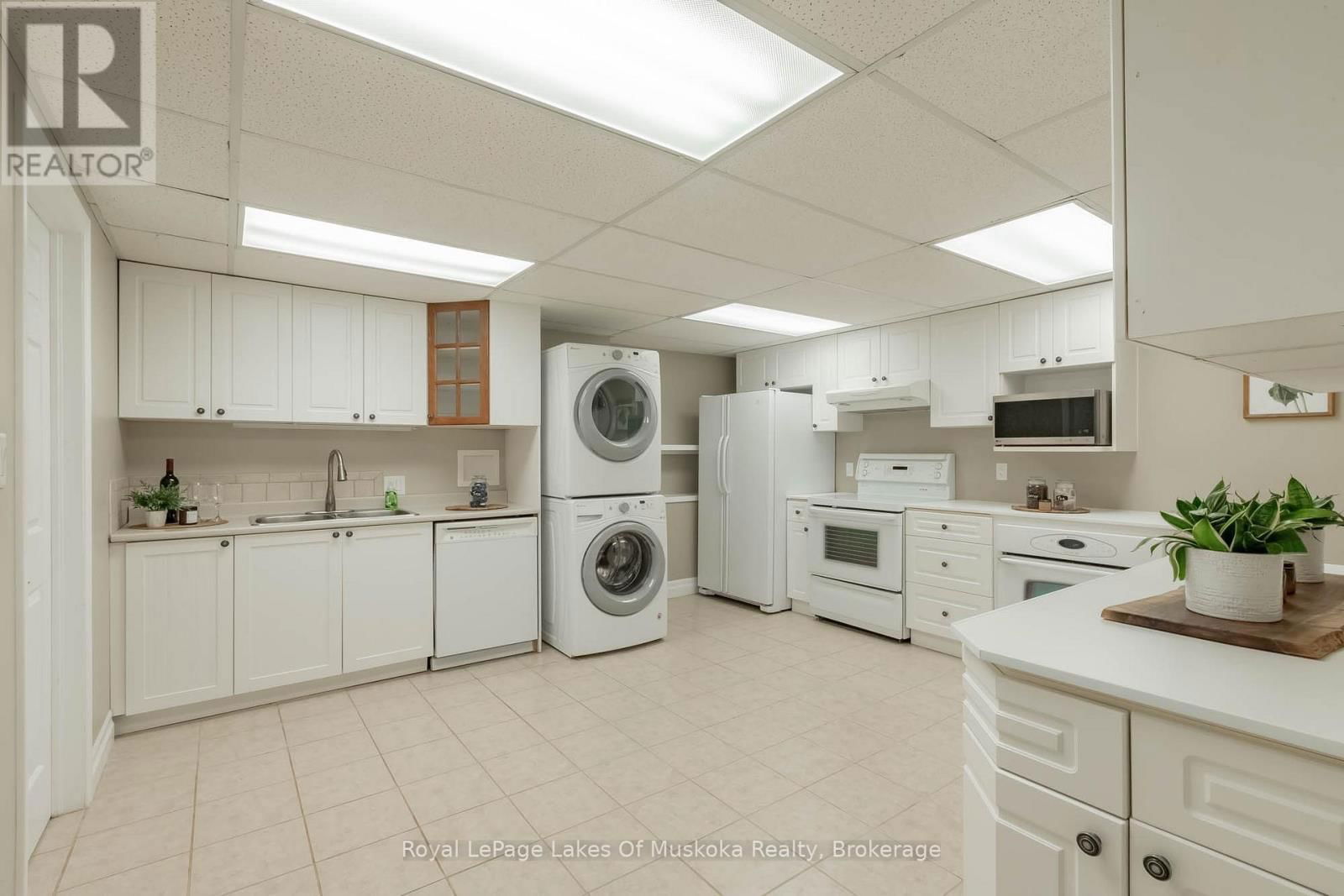 24 BIRCHWOOD DRIVE Image 37