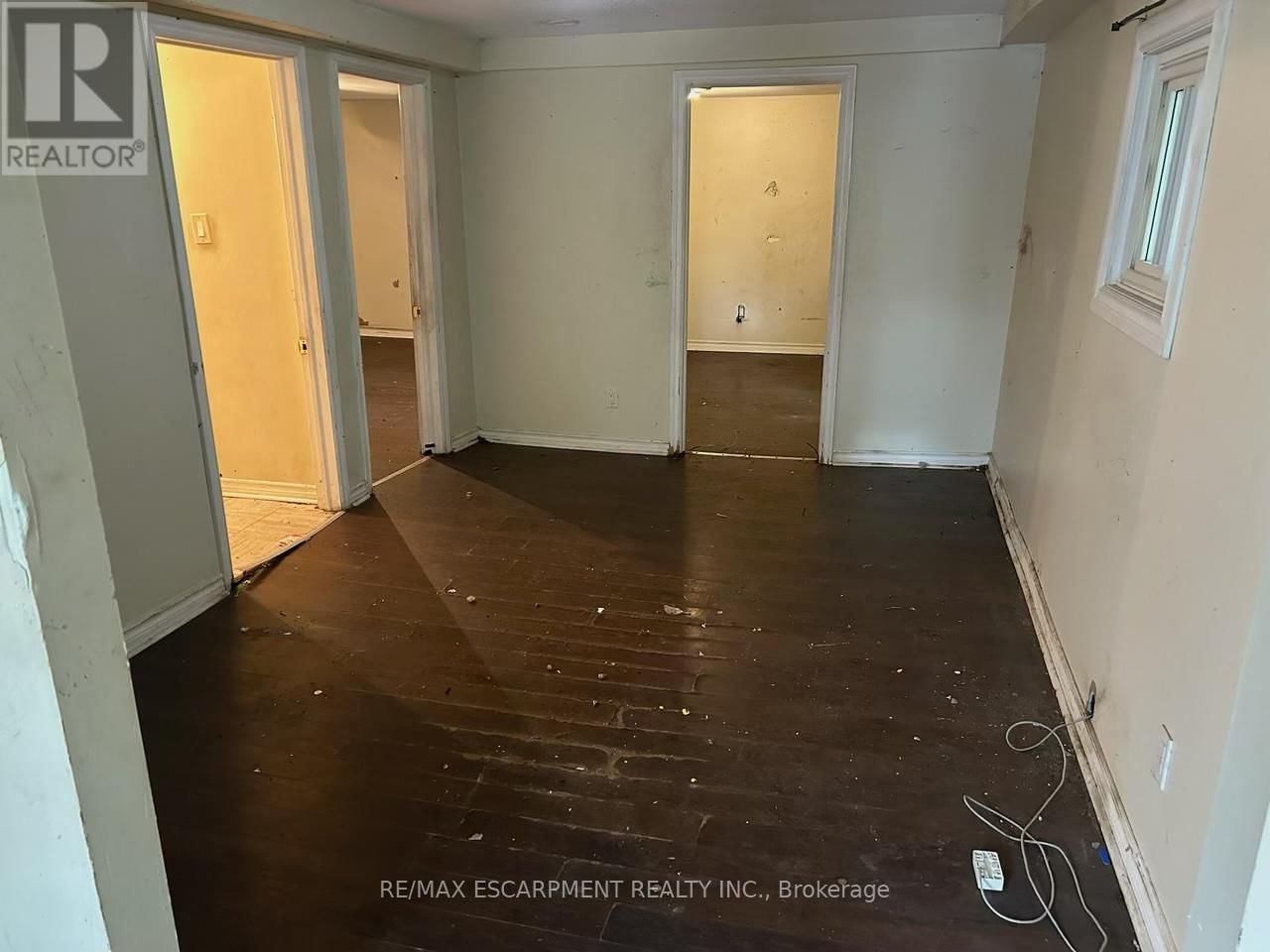 16 ALBERT STREET Image 4